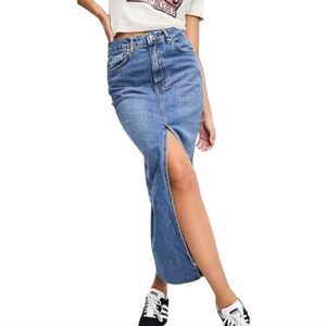 Stradivarius Blue Denim Pencil Skirt with Indigo Wash Women's Size 10